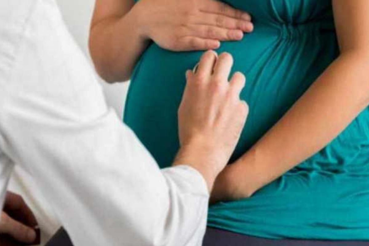 Jabalpur News : MM X-ray एंड सोनोग्राफी सेंटर पर बड़ी कार्रवाई, दूसरे जिलों की महिलाएं भी आती थीं भ्रूण परीक्षण करवाने, स्वास्थ्य विभाग ने किया सेंटर को सील