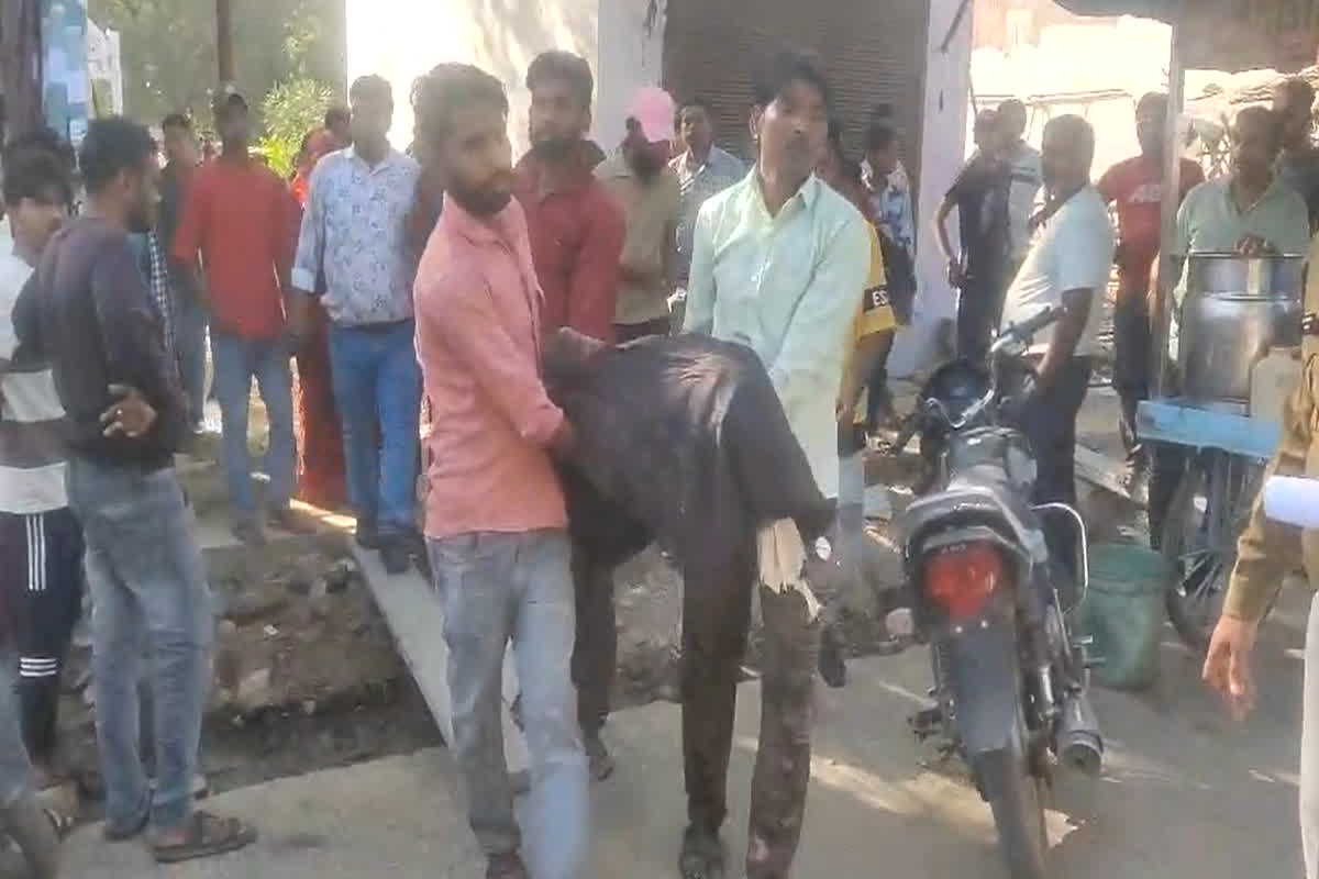 Sheopur News: कब्रिस्तान में संदिग्ध हालत में मिला युवक का शव, हालत देखकर उड़े पुलिस के भी होश