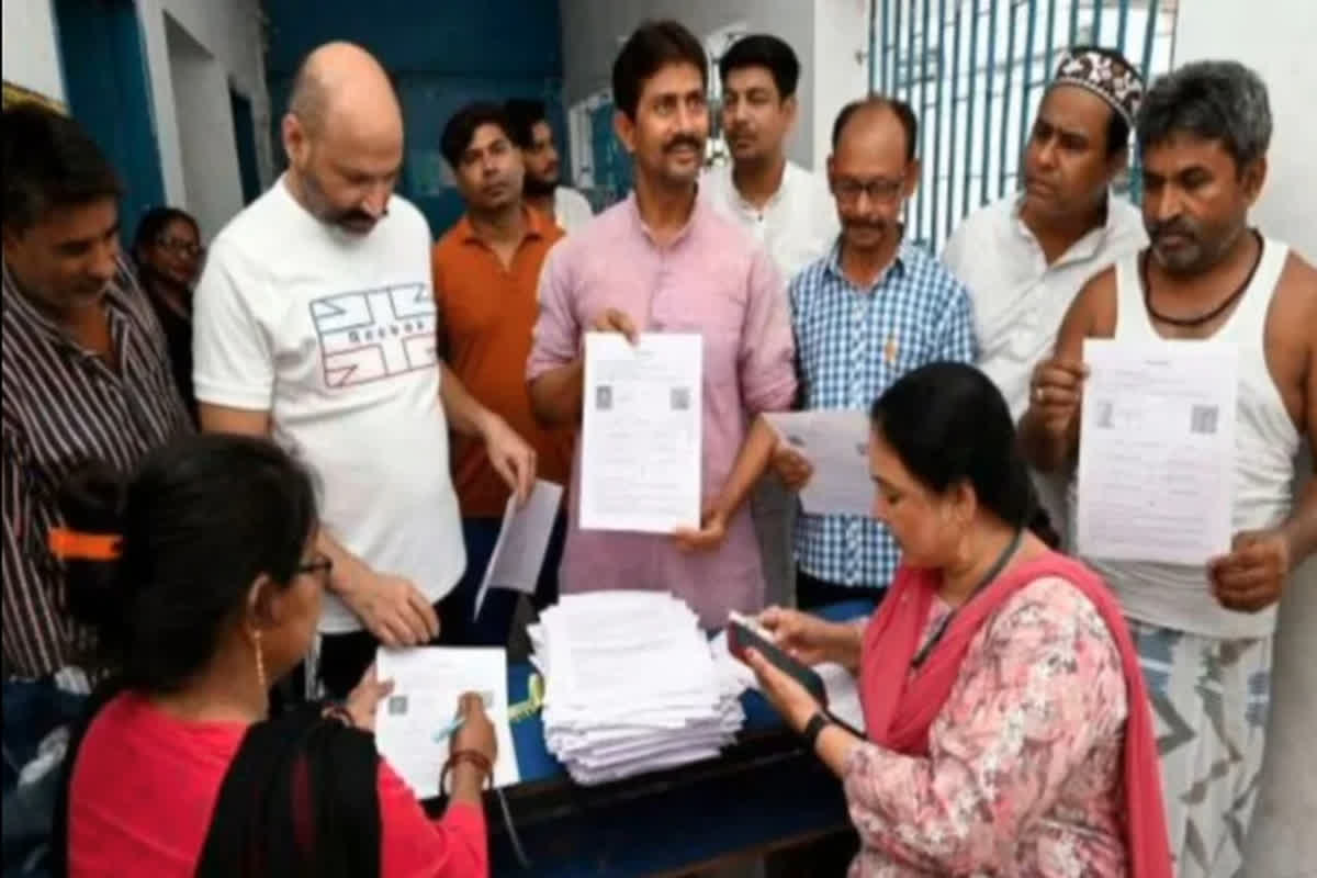 West Bengal Crime: मां-बेटी को नहीं मिला SIR फॉर्म, तो उठाया खतरनाक कदम, देख कांप उठे लोग, बीजेपी पर लगाया गंभीर आरोप