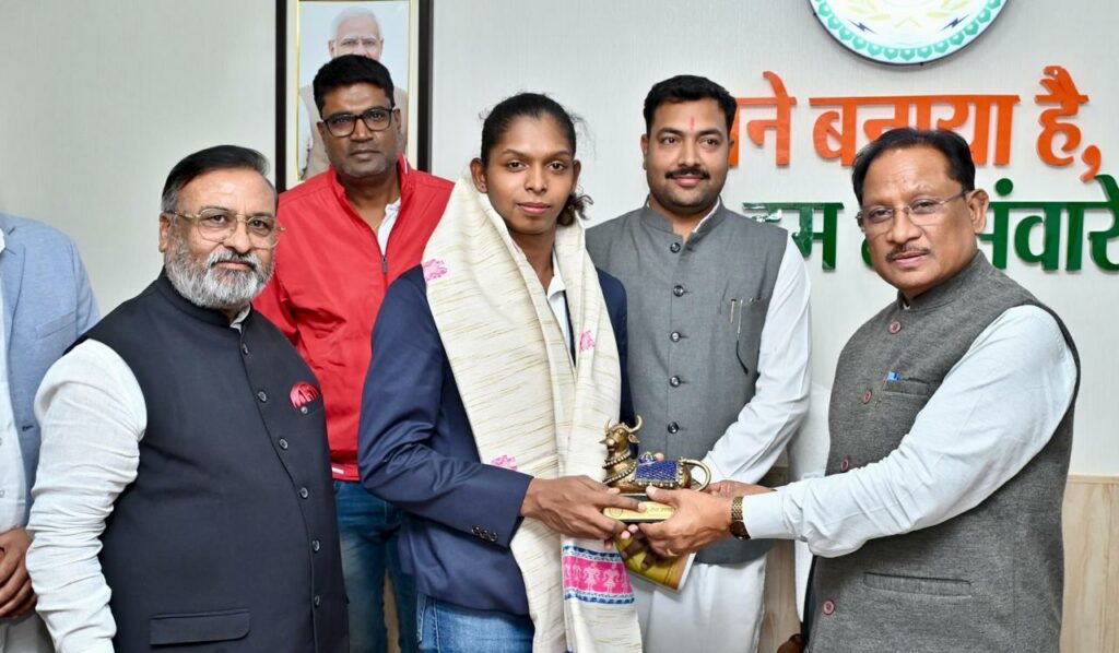 CM Sai Meets Sanu Devi