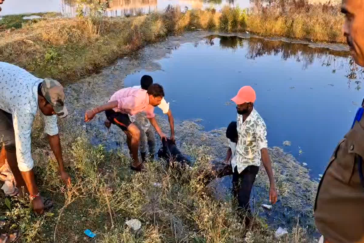 Balaghat Crime News: दोस्ती में दगा… पत्नी से प्रेम संबंध और खौफनाक साजिश, एक झटके में उजड़ गए दो परिवार, मामला जानकर चकरा जाएगा आपका भी माथा