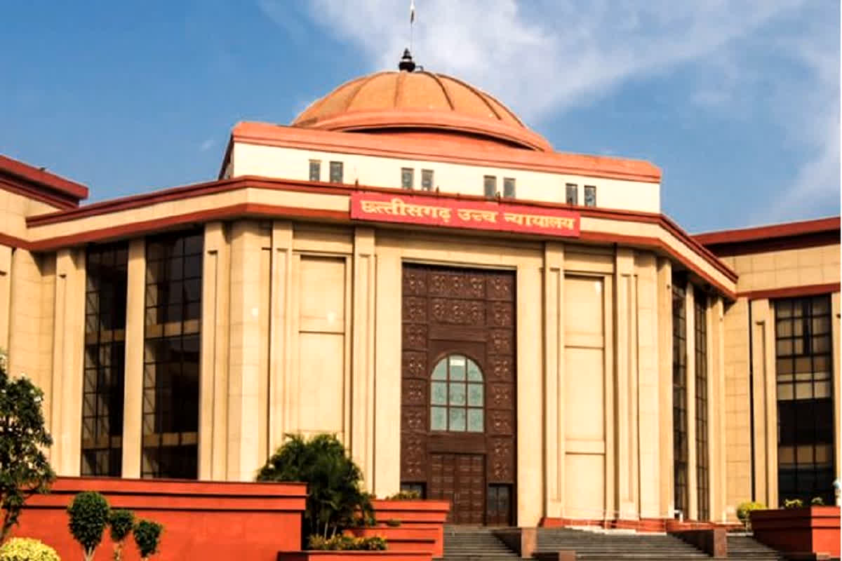 CG High Court Recruitment 2025: छत्तीसगढ़ हाई कोर्ट में नौकरी का सुनहरा मौका, जानें कौन से पदों पर निकली है भर्ती और कब तक कर सकते हैं आवेदन?