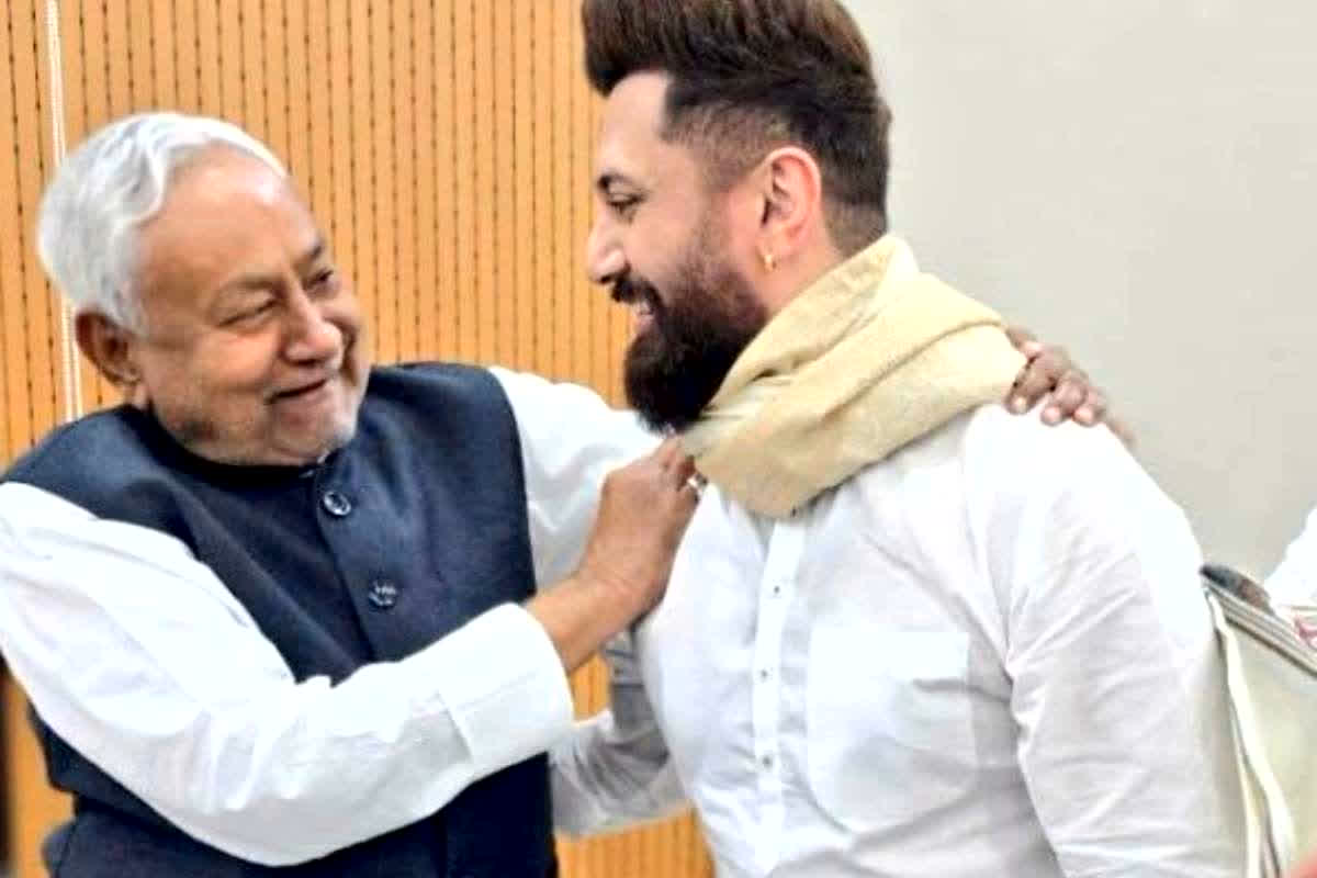 Bihar New CM Name 2025: चिराग पासवान इसे बनाना चाहते हैं बिहार का अगला मुख्यमंत्री, प्रचंड जीत के बाद खोले पत्ते, चाह​कर भी इंकार नहीं कर पाएंगे नीतीश कुमार…