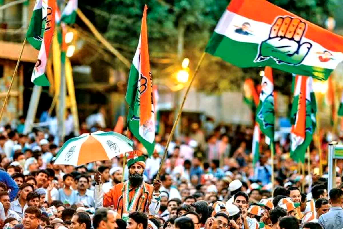 Keshkal Congress Dispute: धमतरी के बाद अब केशकाल में दिखी कांग्रेस में अंतर्कलह, सचिन पायलट के स्वागत दौरान मंच पर ही बंट गए नेता