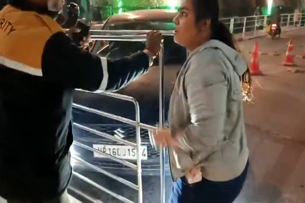 Delhi Viral Video | Photo Credit: X Handle