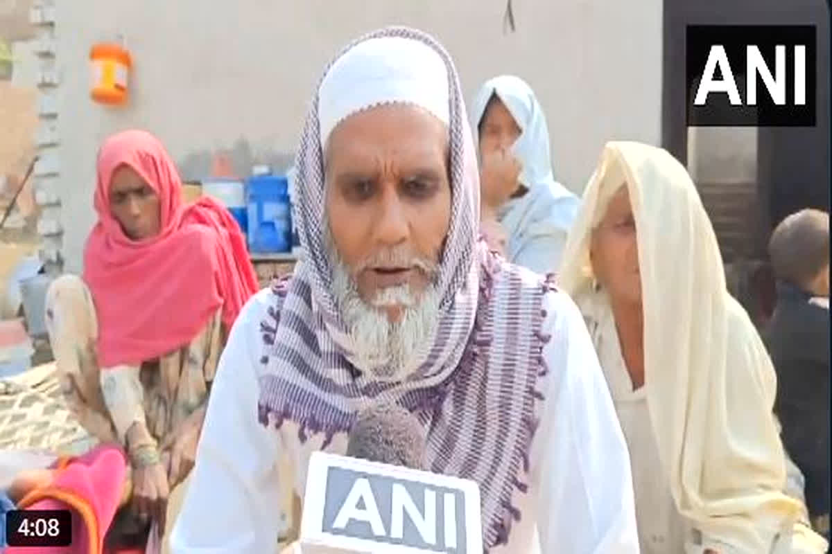 Delhi Car Blast: दिल्ली धमाके मामले में गिरफ्तार हुए इमाम इश्तियाक के भाई का बड़ा बयान, मीडिया के सामने कह दी ये बड़ी बात