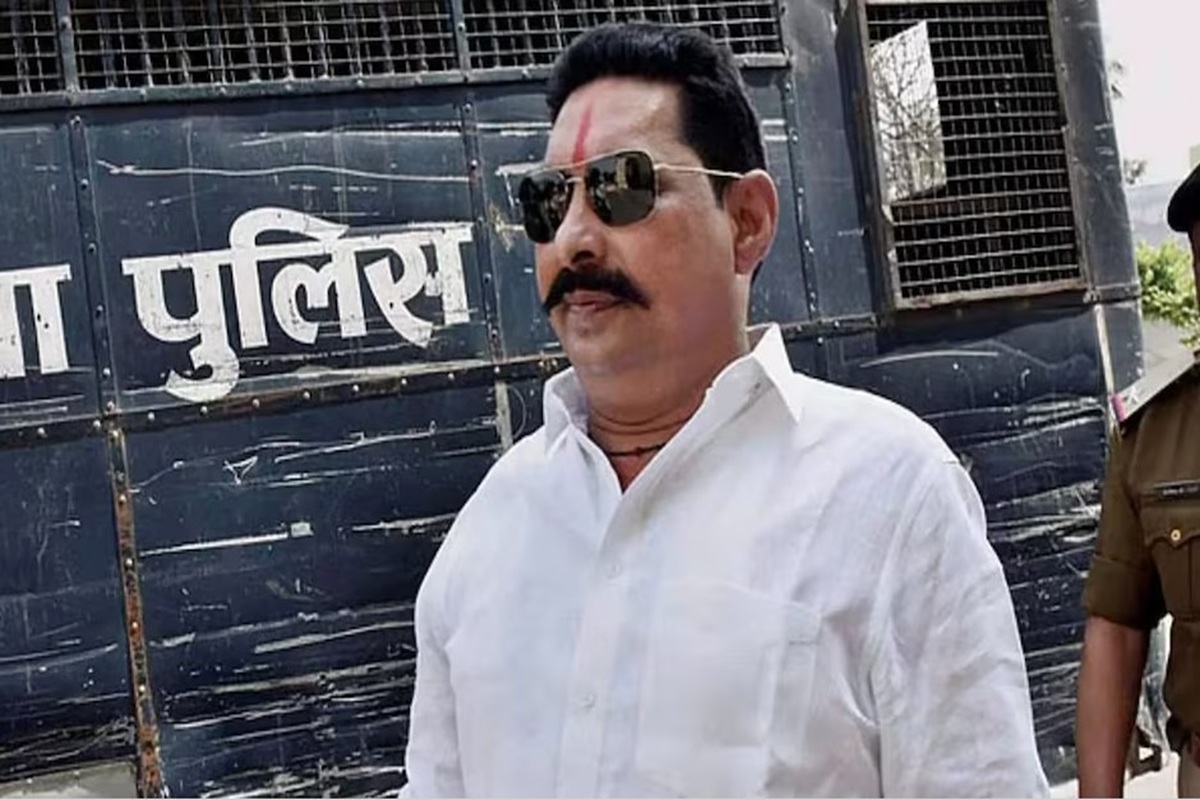 Bihar Elections 2025: मोकामा बनी सबसे हॉट सीट, बाहुबलियों की जंग में दांव पर लगी नीतीश कुमार की साख