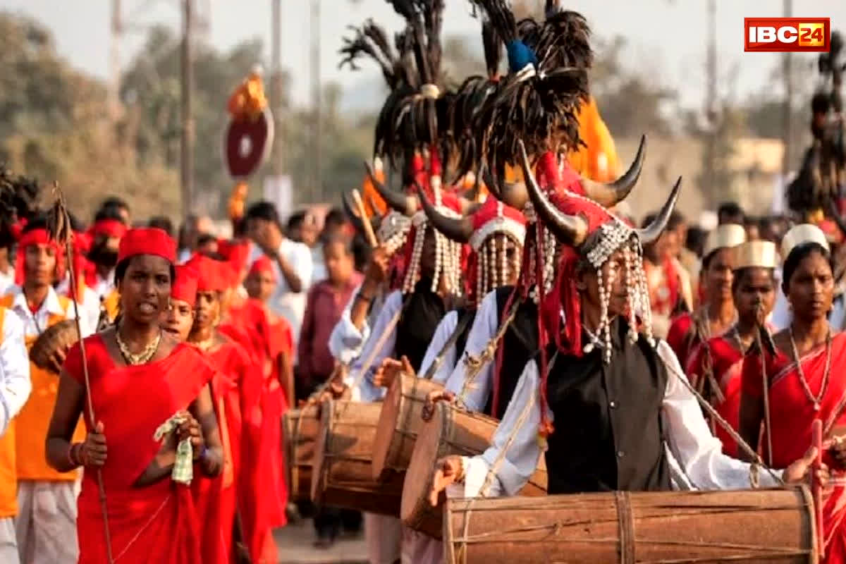 Janjatiya Gaurav Diwas 2025: छत्तीसगढ़ में भगवान बिरसा मुंडा की जंयती की धूम, इस दिन राष्ट्रपति द्रौपदी मुर्मू करेंगी शिरकत, इन जगहों पर भी होगा कार्यक्रम