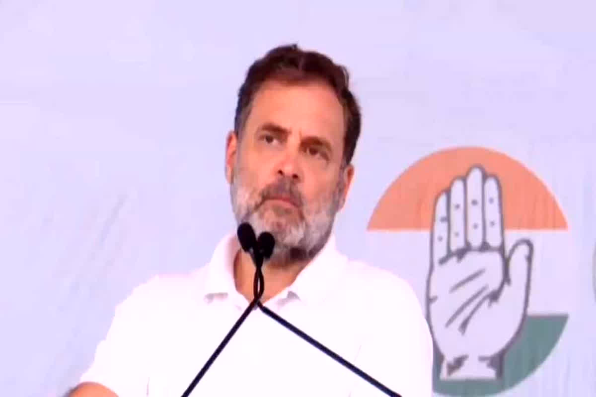 Bihar Chunav 2025: पीएम मोदी की डिग्री पर राहुल गांधी ने फिर उठाए सवाल, बोले- ‘उन्हे एक झूठी डिग्री मिली’