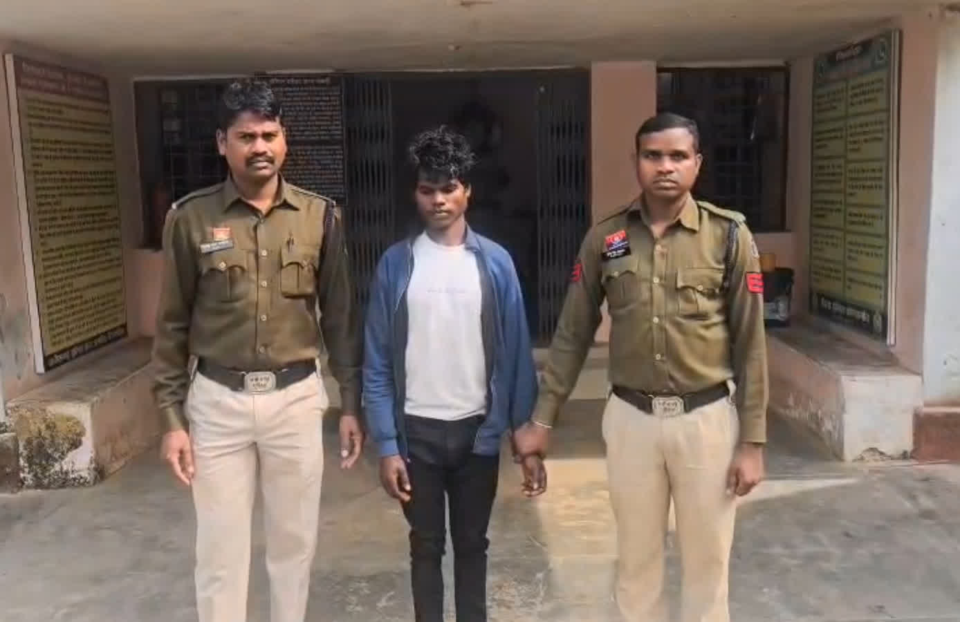 Kondagaon Crime News: अपने ही बहन के बच्चे का पिता बना भाई, 9 महीने पहले किया था दुष्कर्म, हुआ खुलासा तो पुलिस के भी उड़े होश