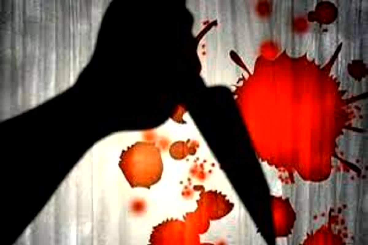 Sakti Crime News: ‘तुम्हारे लिए सरप्राइज है’… आंख बंद करवाकर गले में घोंप दिया चाकू… 6वीं के छात्र से महज इस बात की थी दुश्मनी