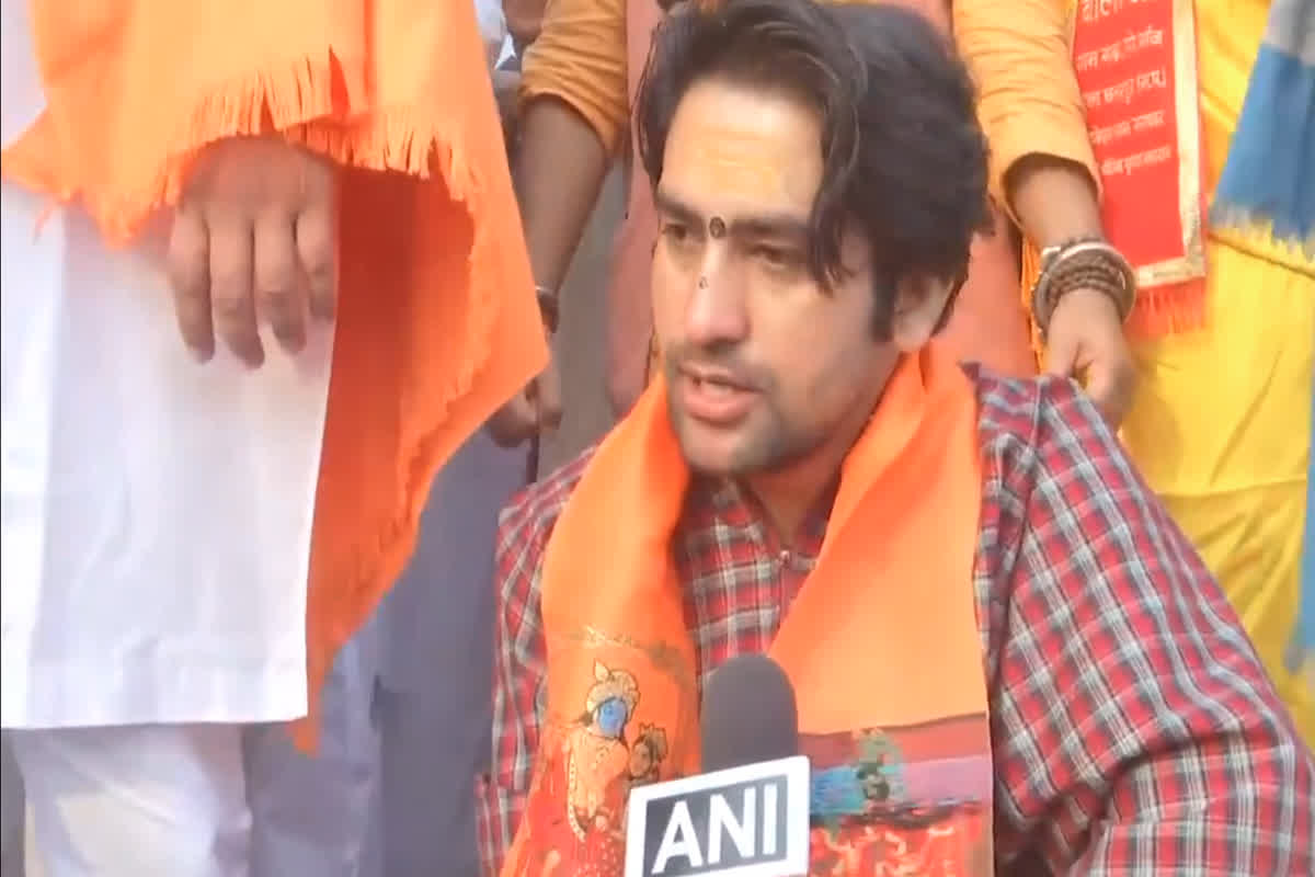 Dhirendra Shastri on Delhi Blast: धीरेंद्र शास्त्री ने बताया कैसे रोका जा सकता है ऐसे धमाकों को… दिल्ली ब्लास्ट मामले में दिया बड़ा बयान