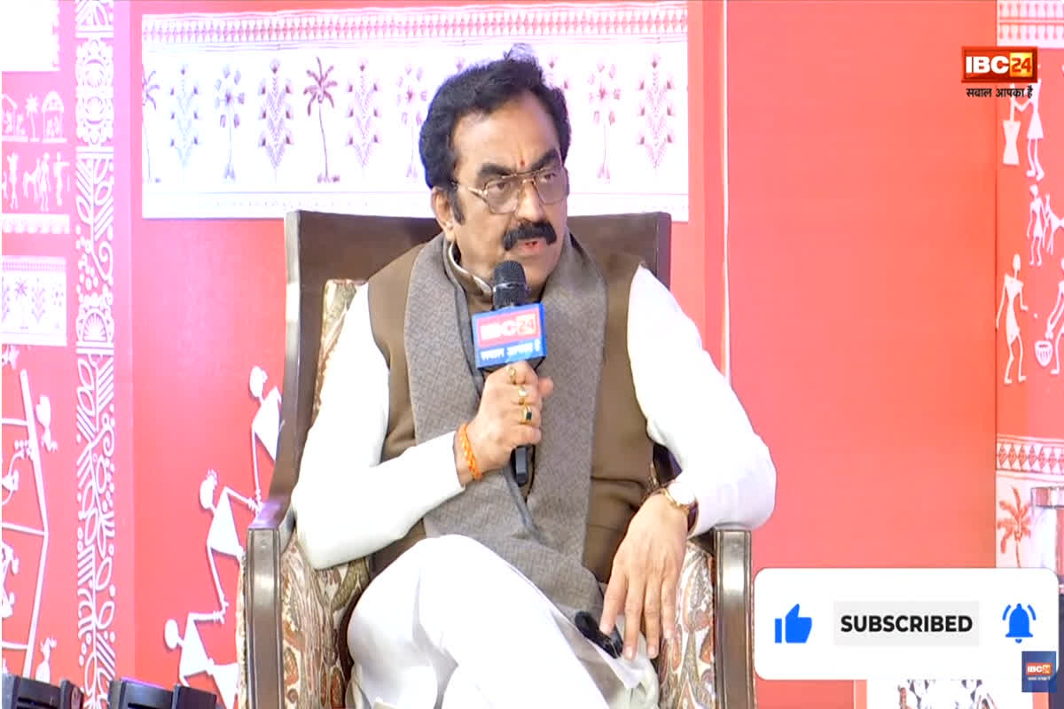 IBC24 Janjatiya Pragya: ‘सड़क धंस रहे हैं…सड़कों पर गड्ढों को लेकर विपक्ष का आरोप, IBC24 के मंच से मंत्री राकेश सिंह ने दिया करारा जवाब