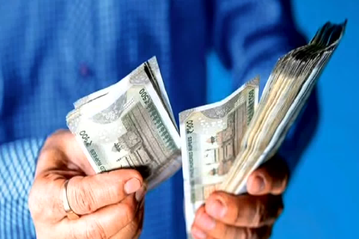 8th Pay Commission: क्या 1 जनवरी 2026 से लागू होगा आठवां वेतन आयोग? वित्त मंत्रालय ने किया स्पष्ट, दी साफ-साफ जानकारी!