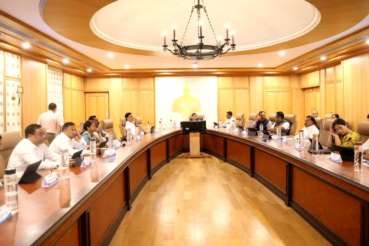 Assam Cabinet Decision: अब बीजेपी सरकार लेगी इस बैंक से कर्ज, मंत्रिमंडल ने इतने करोड़ के ऋण को दी मंजूरी, जानिए क्या है वजह