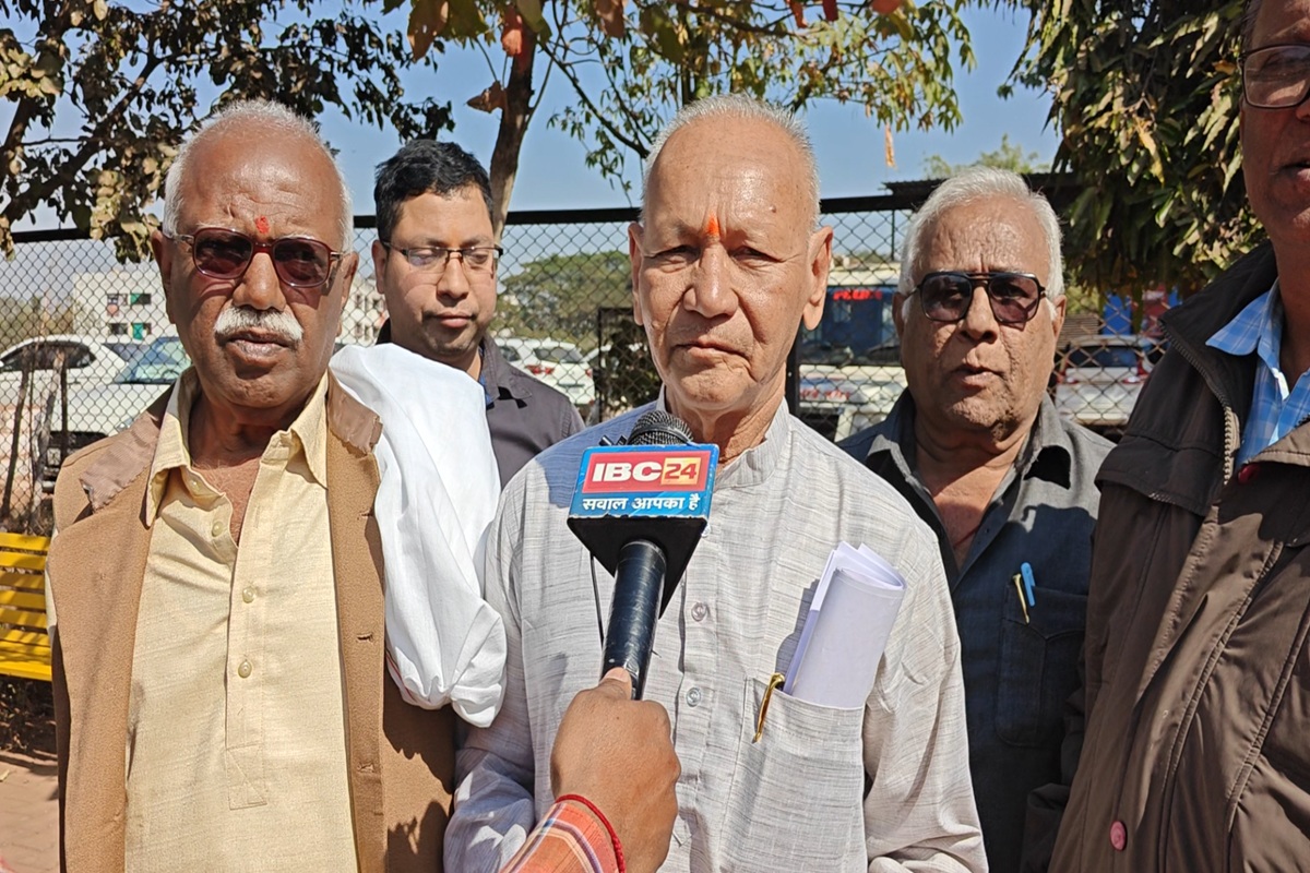 Bhilai News: ‘ब्राह्मण तो गद्दार ही रहेगा’.. शख्स ने ब्राह्मणों को बताया इस देश का निवासी, थाना पहुंचे समाज के लोग