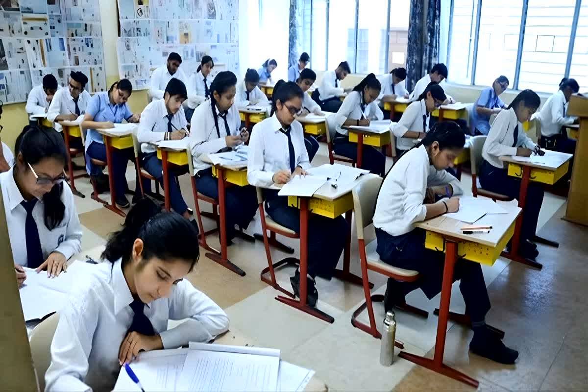 10th and 12th Board Exam 2026 Time Table: 15 फरवरी से शुरू होगी 10वीं-12वी बोर्ड परीक्षा, माध्यमिक शिक्षा बोर्ड ने जारी किया टाइम टेबल, यहां मिलेगा आपको PDF