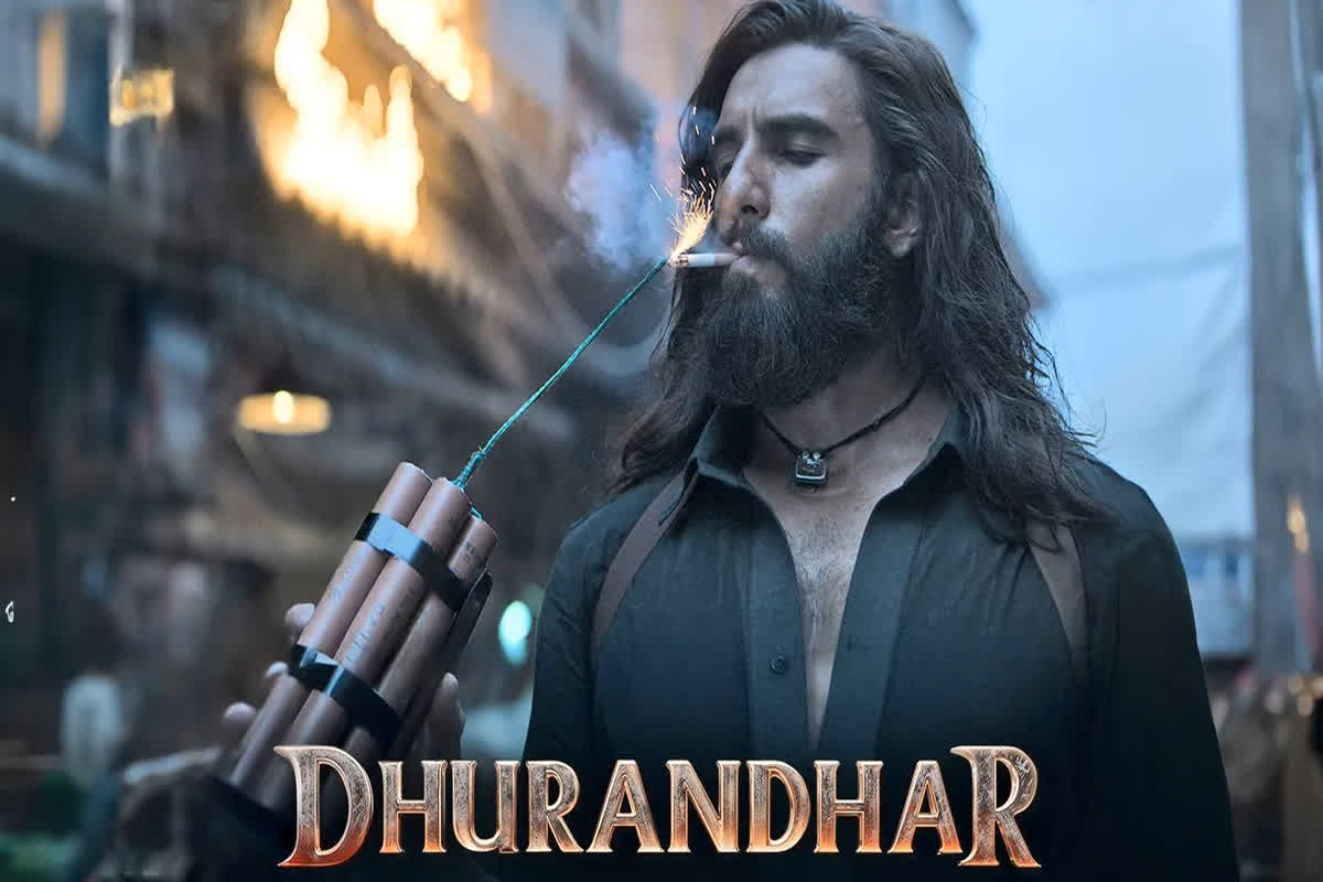 Dhurandhar Box Office Collection Day 4: फिल्म ‘धुरंधर’ ने उड़ाया गर्दा, दर्शकों को पसंद आ रही कहानी, जानें अब तक की कितने करोड़ की कमाई