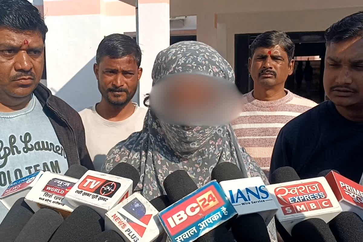 Dindori News: विधवा महिला के साथ दरिंदगी! गांव के कोटवार ने 5 साल तक किया घिनौना काम, फिर भी मन नहीं भरा तो करने लगा ये डिमांड