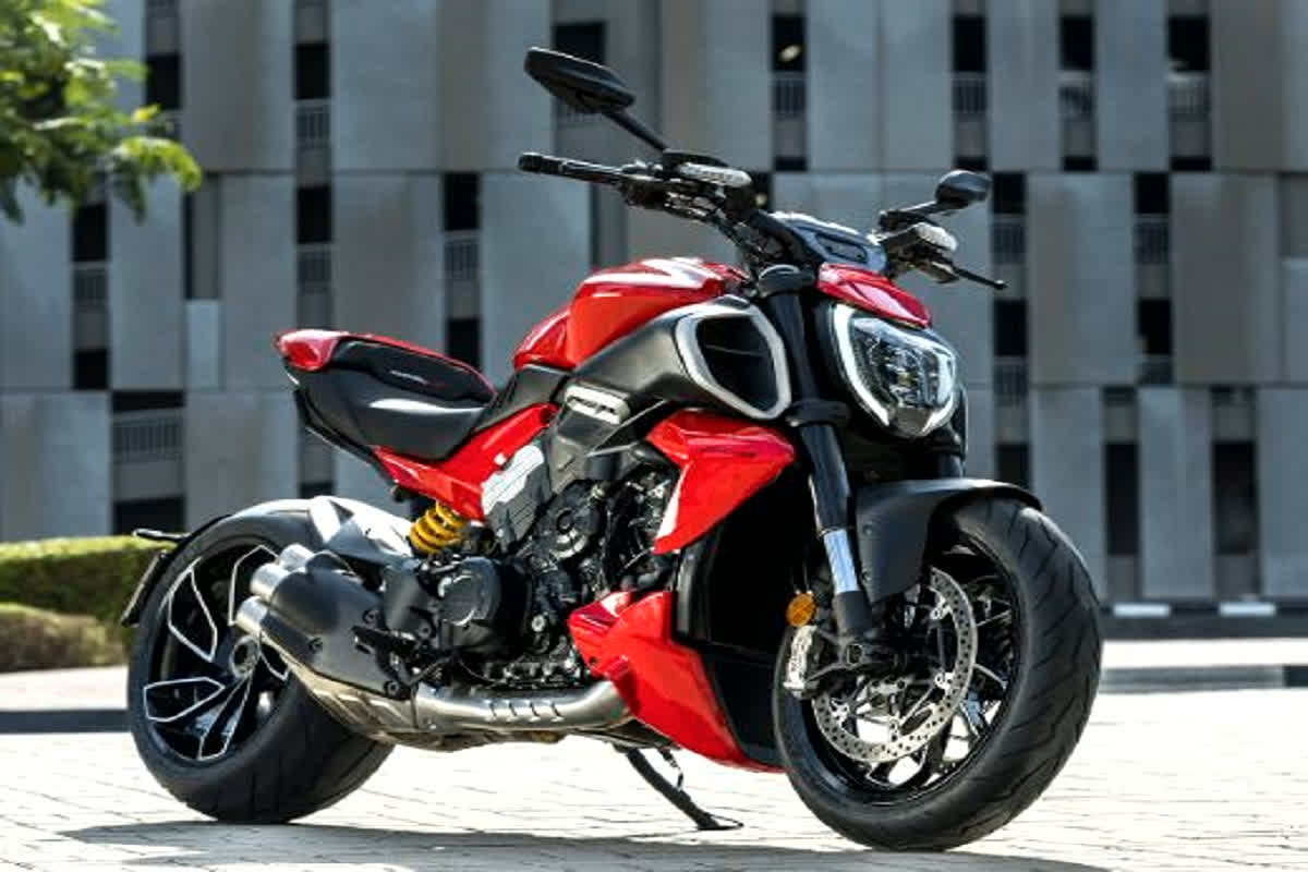 Ducati XDiavel V4 Launched: रफ्तार और पावर का नया बादशाह! Ducati XDiavel V4 की भारत में एंट्री, जानिए क्या है इसकी कीमत?
