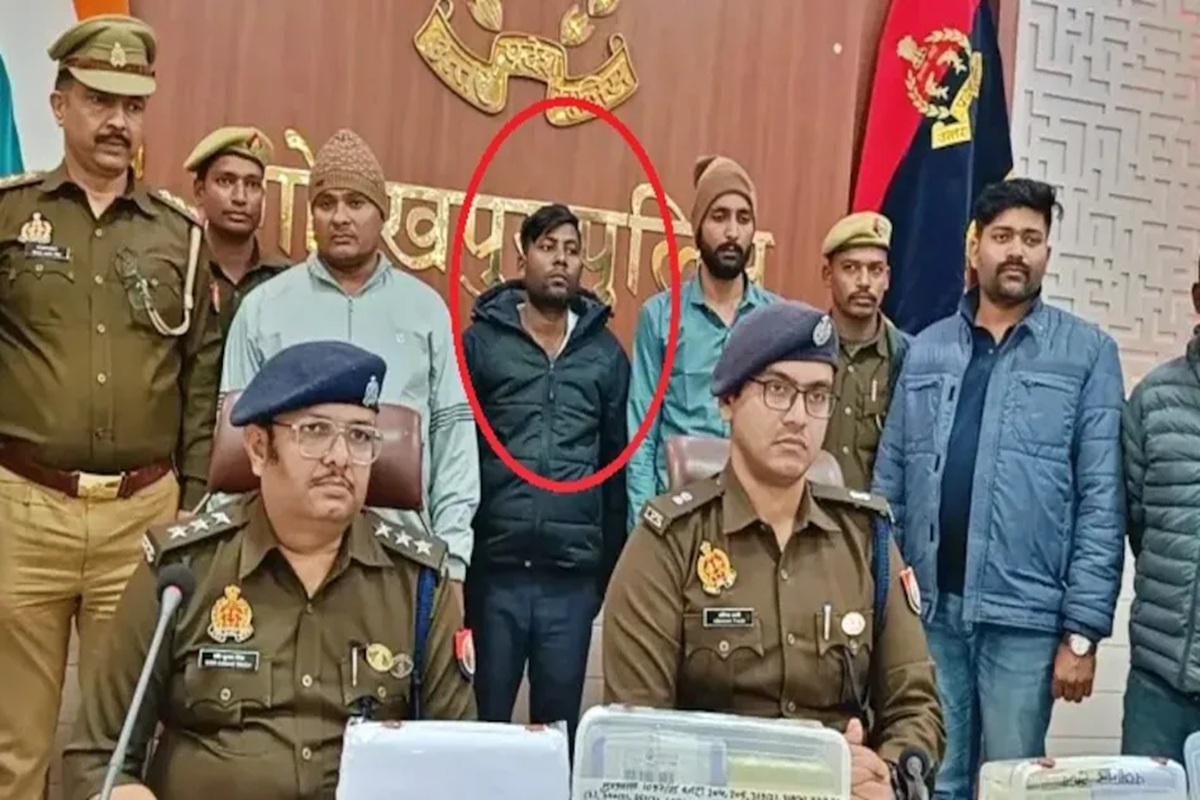 Fake IAS officer: 4-4 गर्लफ्रेंड बना रखा था ये फर्जी IAS, रौब दिखाने इस अफसर को भी जड़ दिया था थप्पड़, खुला राज तो पुलिस वालों के उड़ गए होश