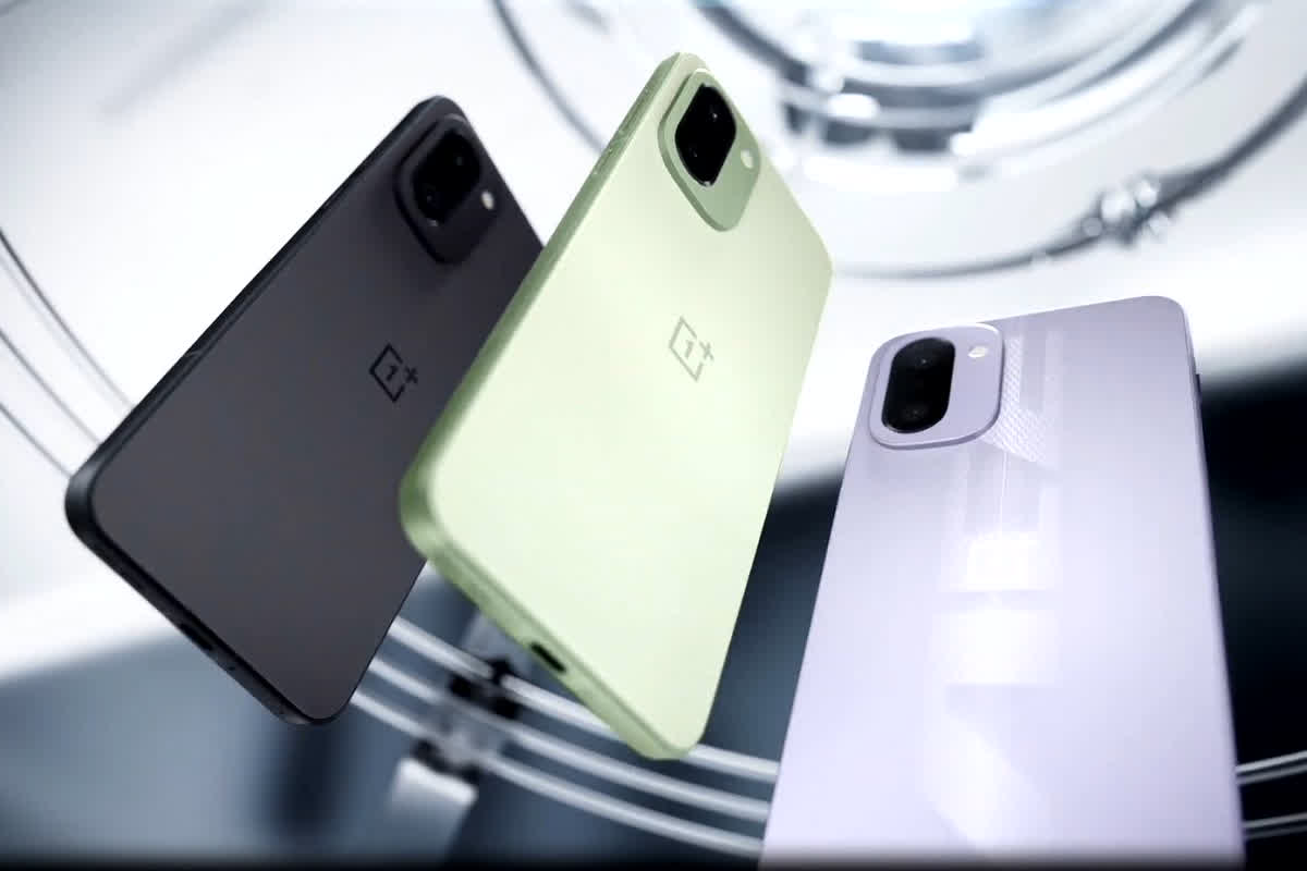 OnePlus 15R आ रहा है Snapdragon 8 Gen 5 के साथ! कैमरा और परफॉर्मेंस ऐसा कि आप हर ऐप और गेम को देखेंगे सुपरस्पीड पर चलाते हुए!