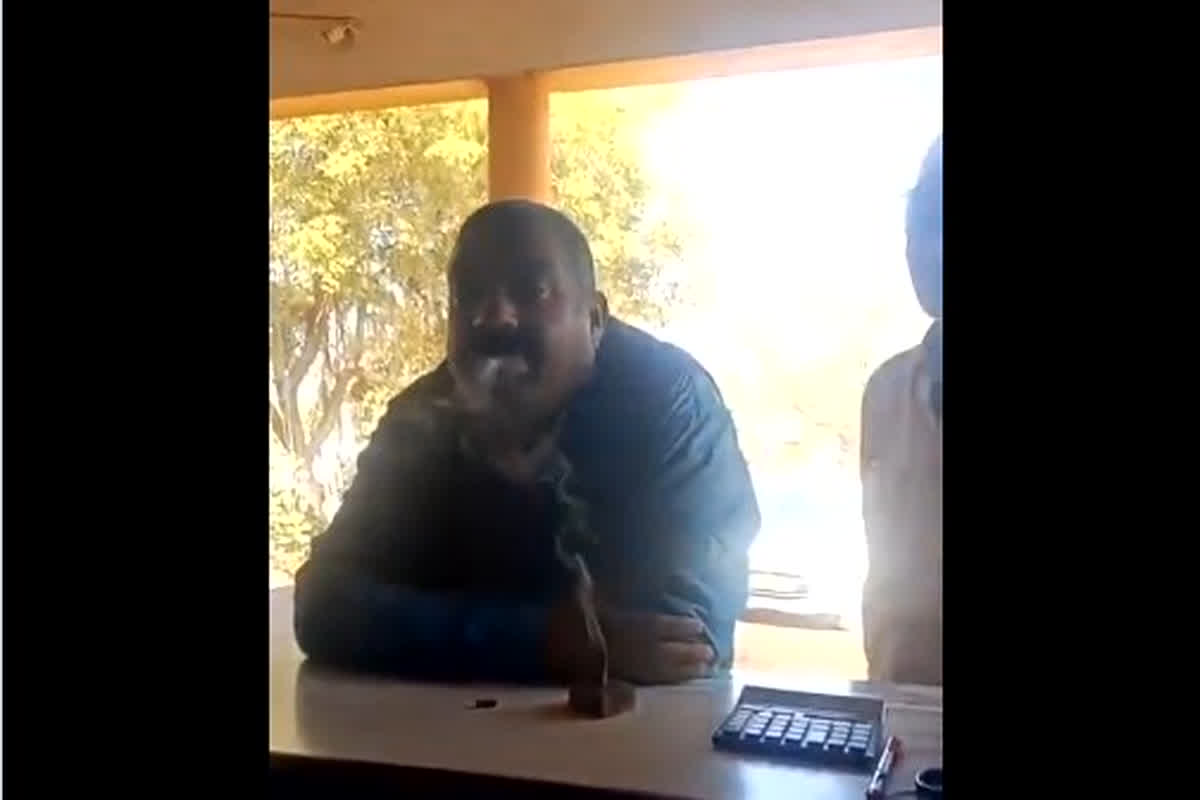 BJP Leader Video: “मैं सोशल मीडिया पर वीडियो डाल दूंगी…”, चाकू की नोक पर BJP नेता ने किया रेप! फिर धमकी देकर बना रहा शारीरिक संबंध बनाने का दबाव