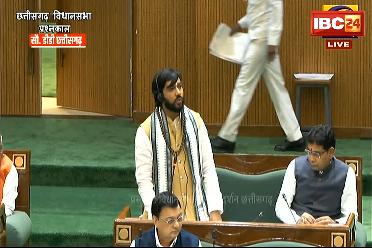 CG Vidhan Sabha Winter Session 2025: साय सरकार खोलेगी नौकरी का पिटारा, 14 हजार पदों पर होने वाली है भर्ती, मंत्रीजी ने सदन से किया ऐलान