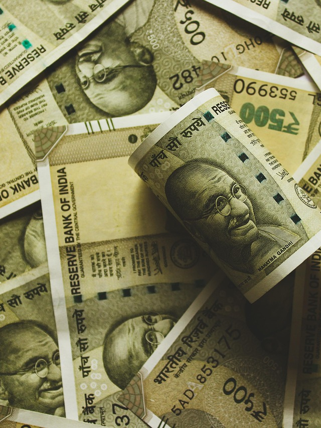 Avoid Money Transaction Day: इस दिन भूलकर भी न करें पैसों का लेन-देन, वरना नाराज हो जाती हैं मां लक्ष्मी