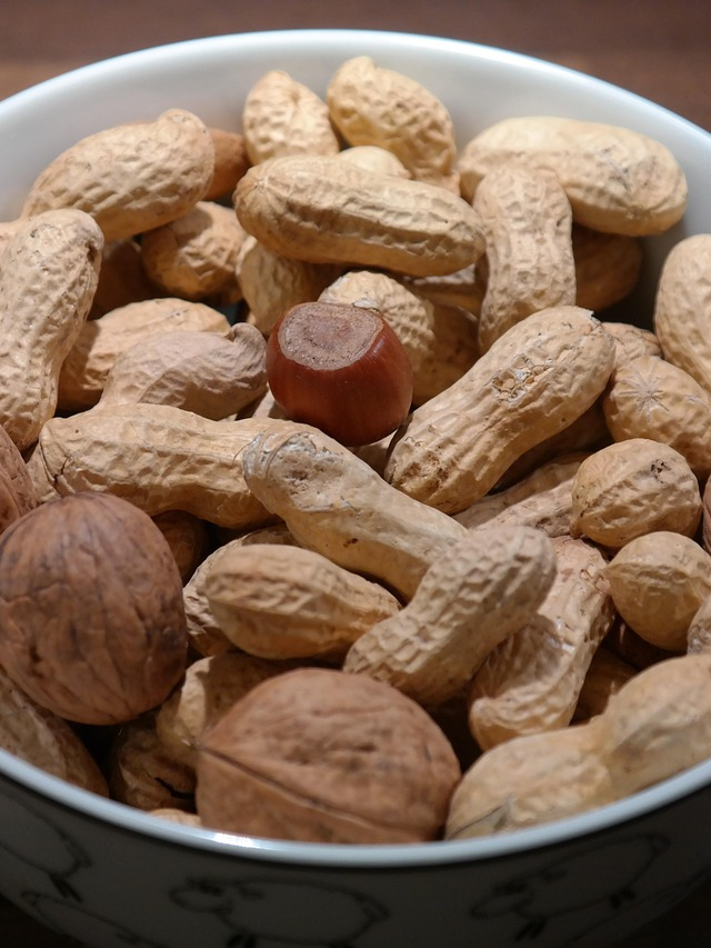 Moongfali Khane ke Fayde: सर्दियों में खाएंगे मूंगफली तो मिलेंगे ये 5 गजब के फायदे, पूरी सेहत का कर देगी कायापलट