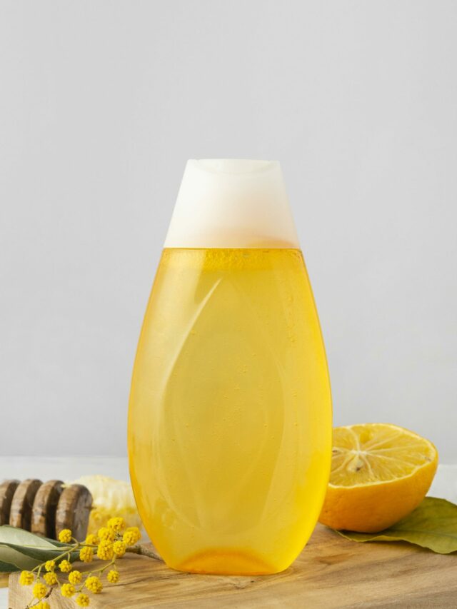 Baby Oil hacks: बेबी ऑयल के 5 जबरजस्त हैक्स जो आपकी लाइफ बनाए आसान