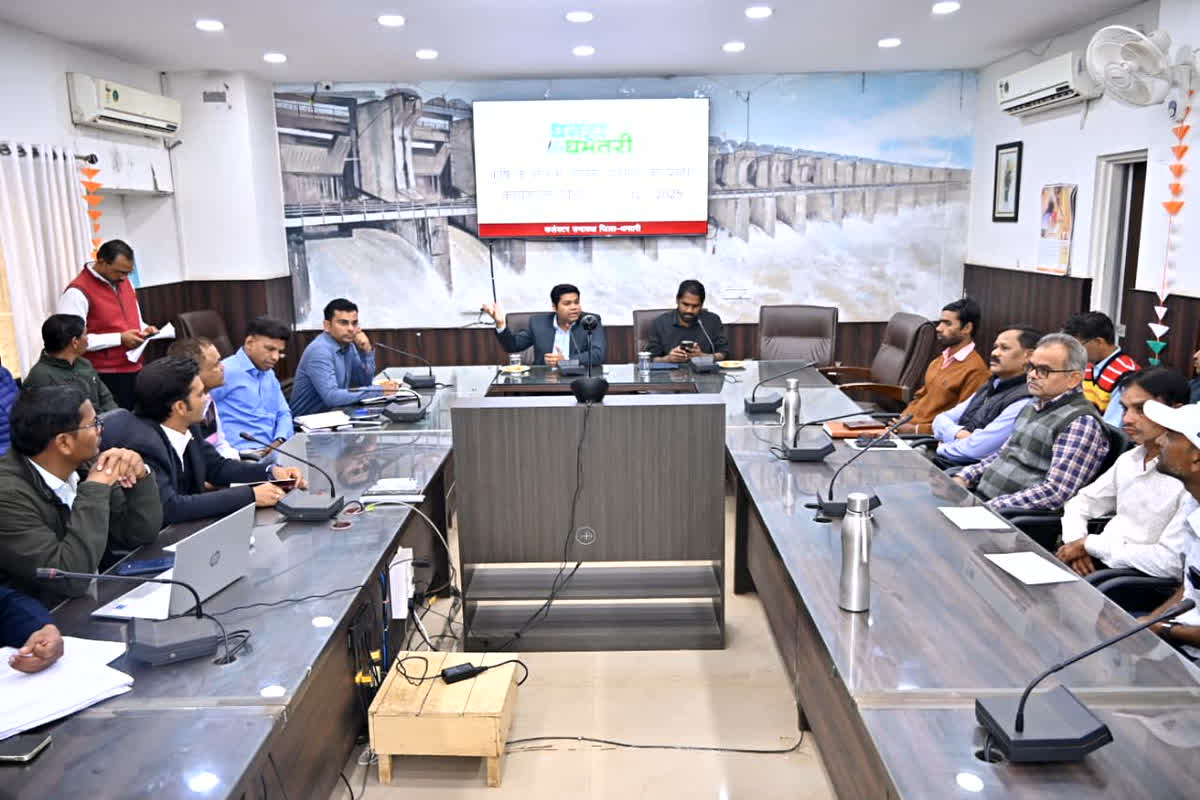 Dhamtari News: अब AI करेगा खेती आसान, कार्यशाला में किसानों को मिली आधुनिक तकनीक की जानकारी