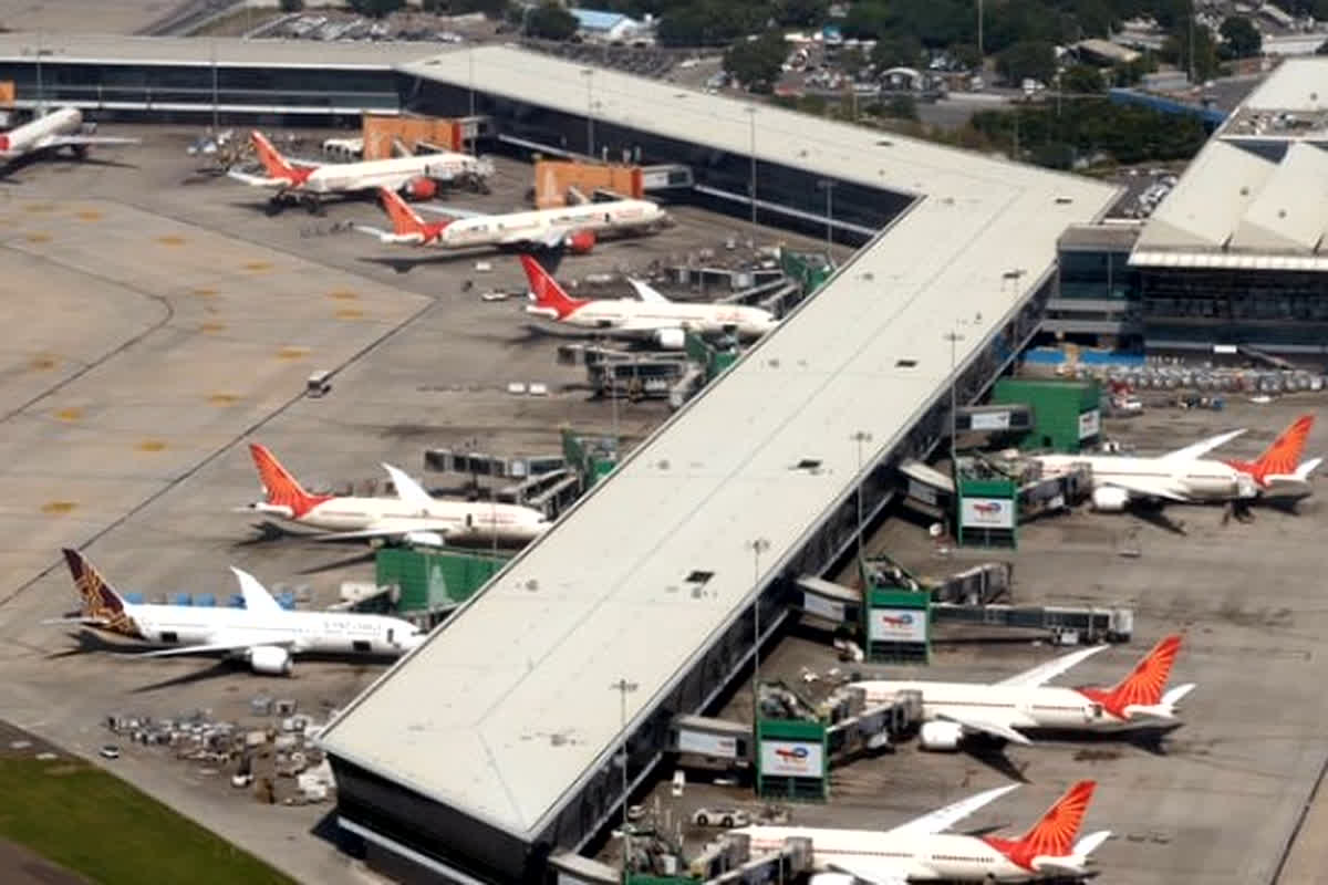 Indian Aviation: दिल्ली समेत इन एयरपोर्ट पर GPS डेटा से छेड़छाड़! केंद्रीय नागरिक उड्डयन मंत्री ने सदन में दी अहम जानकारी