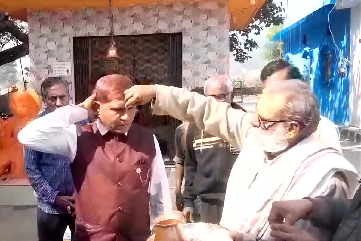 Kanker Dharmantaran News: कांकेर में क्रिसमस से पहले चर्च लीडर ने अपना हिंदू धर्म, कहा- शव दफनाने को लेकर बवाल करने की पहले ही थी तैयारी