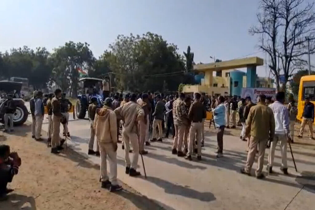 Kisan Maha Kumbh In Khargone/Image Credit: IBC24