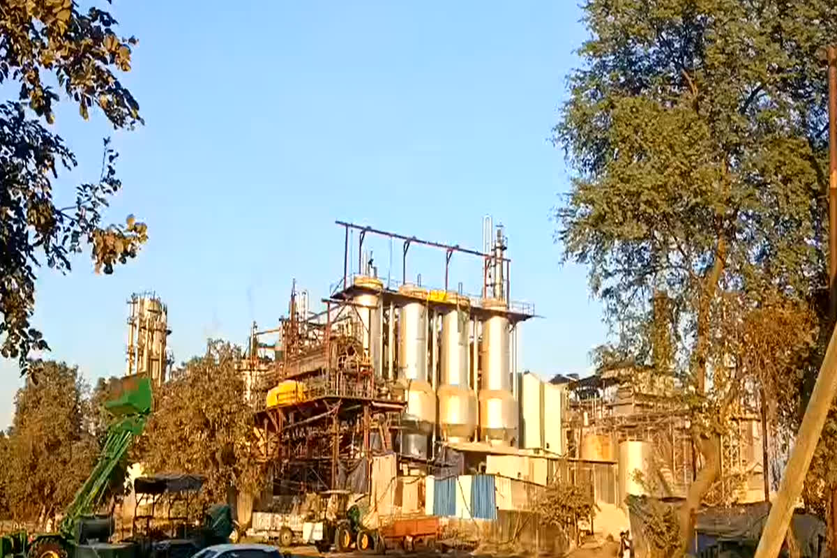 Narsinghpur Factory Accident: फैक्ट्री में अचानक फटी जूस लाइन, कई कर्मचारी झुलसे, मजदूरों ने जो बताया वो हिला देगा आपको