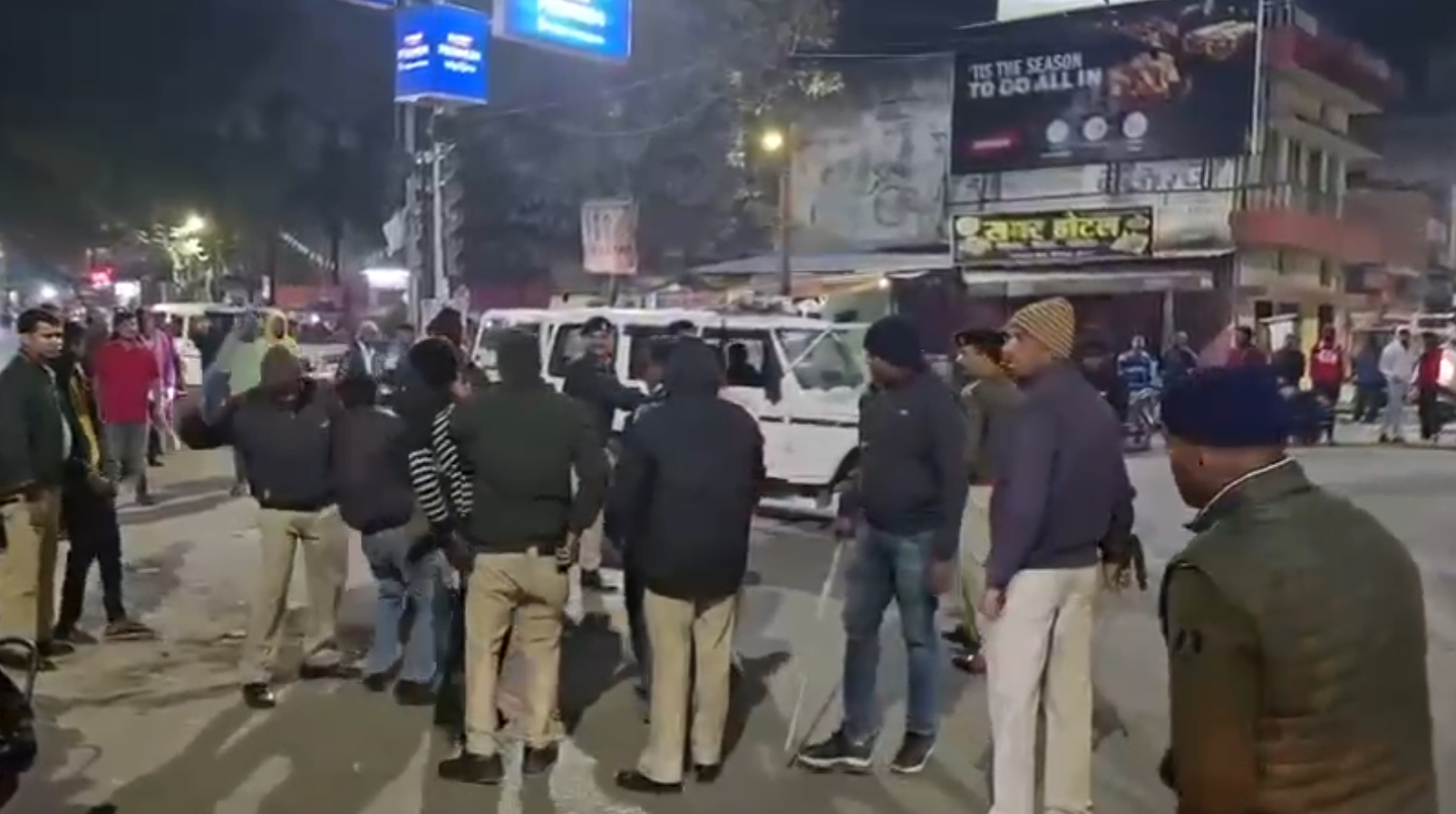 New Year Police Alert in CG: न्यू ईयर की रात छत्तीसगढ़ में कोई भी जोखिम बर्दाश्त नहीं, 74 चेकिंग पॉइंट और ड्रोन के साथ पुलिस करेगी निगरानी, इस स्पॉट पर सबसे ज्यादा फोकस