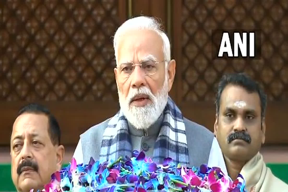 PM Narendra Modi News: ”उन्हें कैसे परफॉर्म करना हैं, मैं दे सकता हूं टिप्स”, पीएम मोदी ने विपक्ष पर साधा निशाना, बयान में कही ये बड़ी बातें