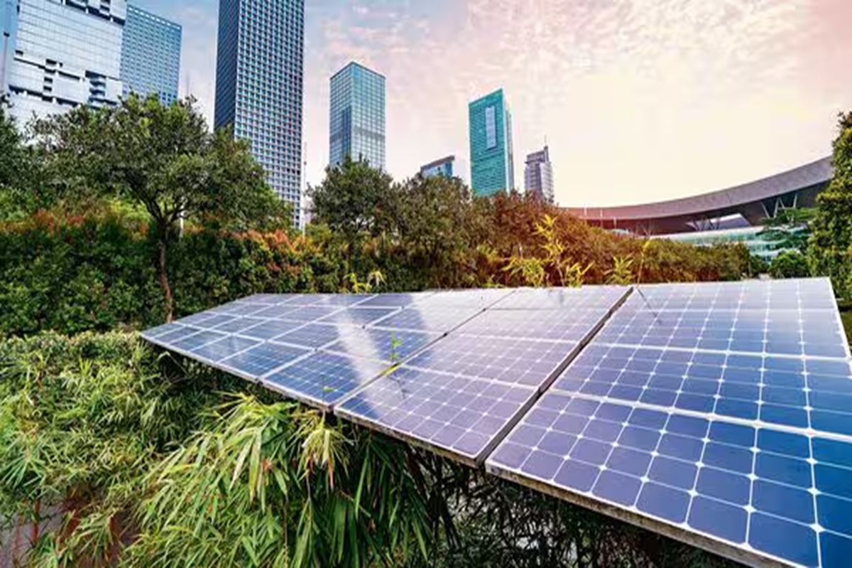 Waaree Energies Solar Share Price: एक नया ऑर्डर.. और हो गई निवेशकों की चांदी! तीन महीने में ही हो गया इतने करोड़ का मुनाफा