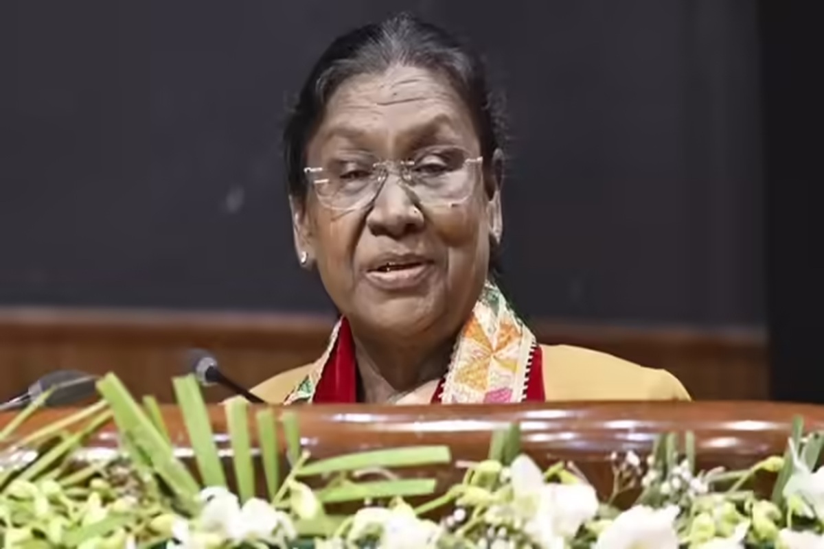 President Draupadi Murmu Live: राष्ट्रपति द्रौपदी मुर्मू ने राष्ट्र को किया संबोधित, बोलीं- विश्व की तीसरी सबसे बड़ी अर्थव्यवस्था बनेगा, जानिए उनके संबोधन की बड़ी बातें
