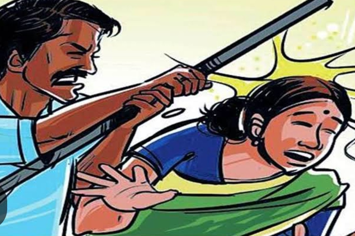 CG Minister PSO Allegations: ‘तू किसी और के साथ’.. छत्तीसगढ़ में मंत्री के PSO ने अपनी ही पत्नी के साथ किया ऐसा कांड, पूरा मामला जान आप भी रह जाएंगे दंग