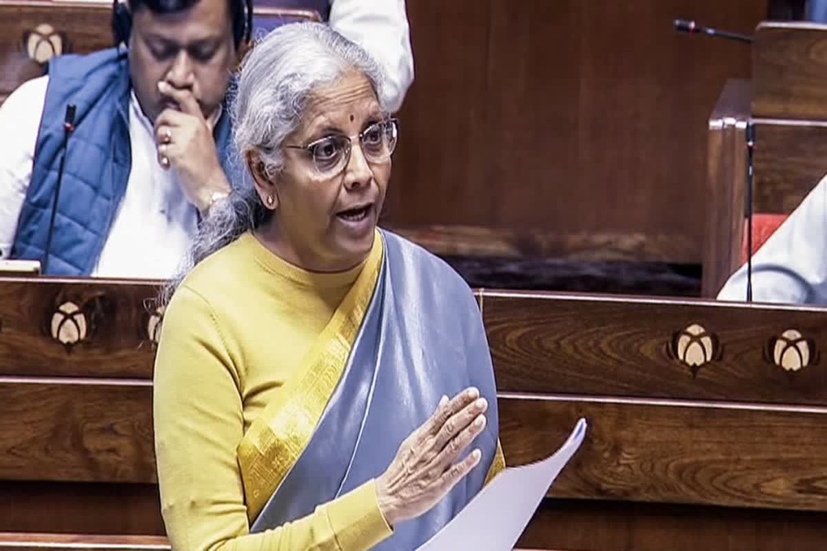 Economic Survey: संसद में पेश हुआ आर्थिक सर्वेक्षण, 7.4 फीसदी की दर से अर्थव्यवस्था बढ़ने की बात, आम लोगों की जिंदगी पर क्या पड़ सकता है असर, जानें