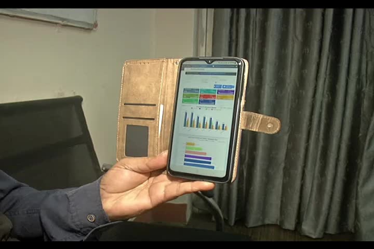 Online Attendance CG Schools: स्कूलों में मात्र 30 फ़ीसदी शिक्षक ही लगा रहे ऑनलाइन अटेंडेंस, सामने आ रहे ये बहाने, नहीं रहा कार्रवाई का खौफ