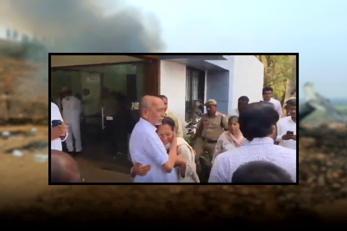 Ajit Pawar Latest News: “सबका लाडला चला गया…” बारामती विमान हादसे के बाद सुप्रिया सुले के छलके आंसू, कल होगी अजित पवार की अंतिम विदाई