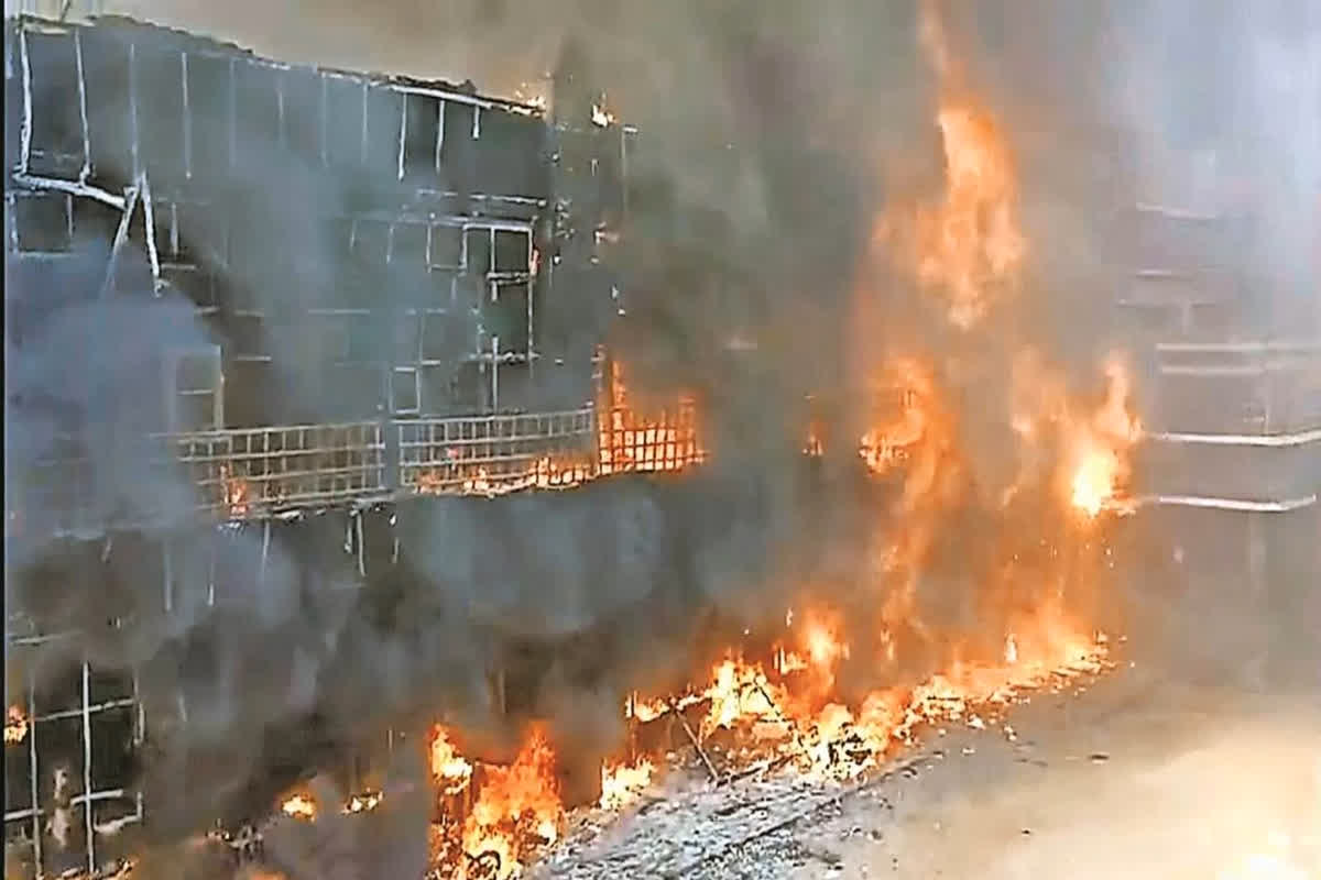 Amit Baghel Arrest News: बलौदाबाजार हिंसा मामले में ‘बघेल’ गिरफ्तार, रायपुर जेल से प्रोडक्शन वारंट मे ला रही बलौदाबाजार- सूत्र