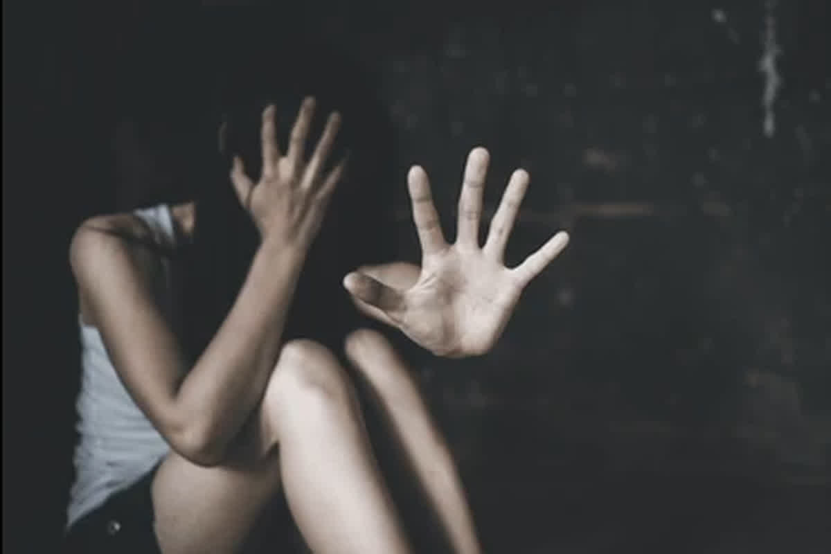 Gwalior Rape News: दोस्त बना दरिंदा! नाबालिग का अपहरण कर बनाया हवस का शिकार, एक महीने बाद इस हाल में मिली छात्रा, देख परिजनों के उड़ गए होश
