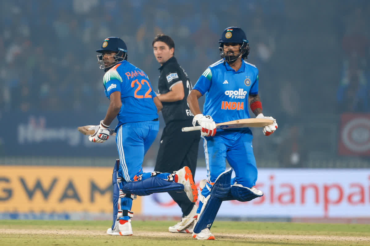 IND vs NZ: 15 साल बाद वडोदरा में जीत का जश्न! टीम इंडिया ने न्यूजीलैंड को 4 विकेट से हराया, सीरीज में ली 1-0 की बढ़त