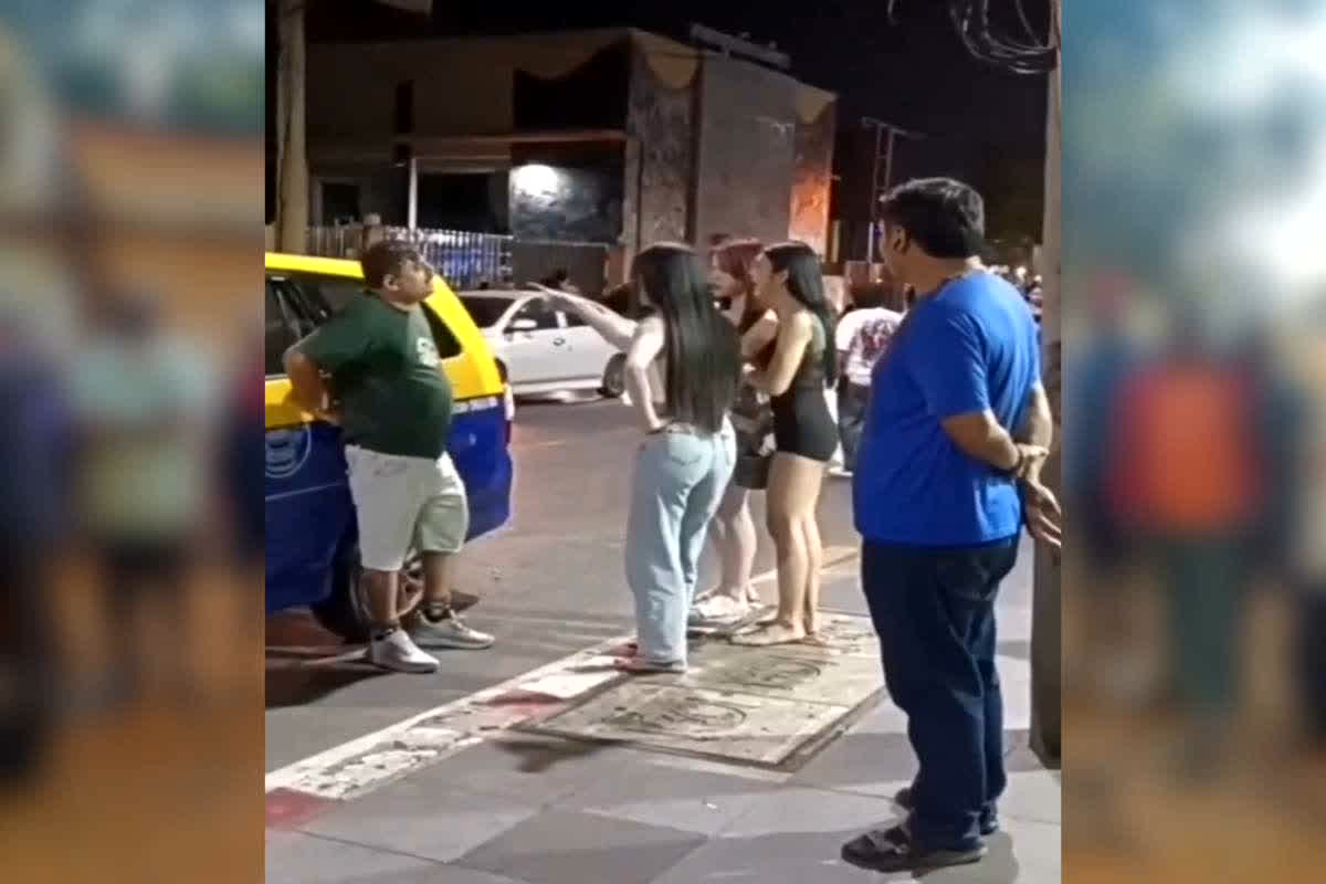 Raj Jasuja Thailand: थाईलैंड में ट्रांसजेंडर युवतियों ने बीच सड़क पर दी ‘खास सर्विस’, सोशल मीडिया पर वायरल हो रहा वीडियो
