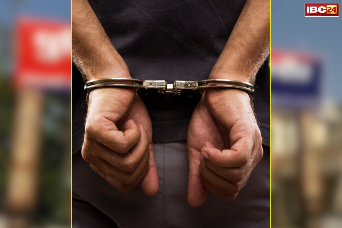 Indore Latest Crime News: बहन से दोस्ती का शक.. स्टूडेंट के उतरवाए कपड़े फिर बनाया वीडियो, जान से मारने की भी धमकी