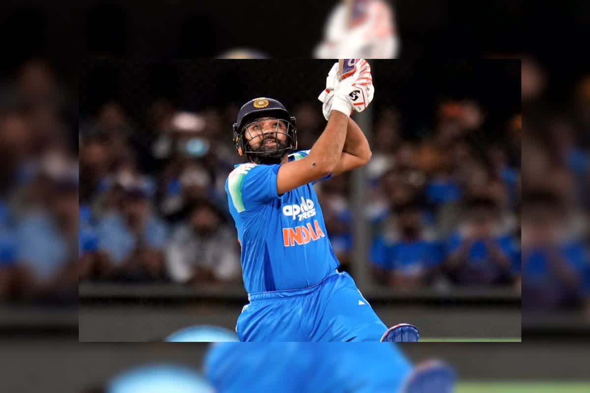 Padma Awards 2026 Winners : वर्ल्ड कप जीत का मिला सबसे बड़ा इनाम! रोहित शर्मा और हरमनप्रीत कौर को मिलेगा ‘पद्म श्री’ पुरस्कार,जानिए क्यों खास है इन दोनों का चयन?